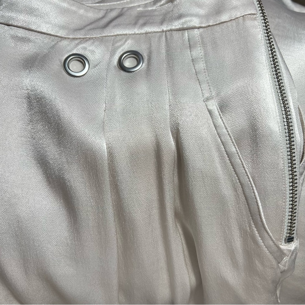 Like New- L.A.M.B.- Silky Dress Pants-S - Picture 9 of 11